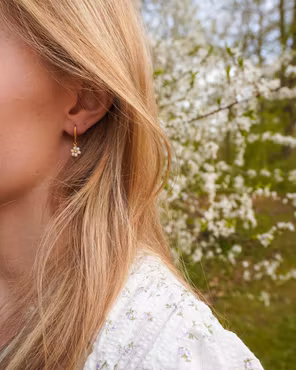 Daisy earrings