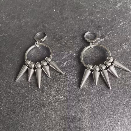 Queen Riot Earrings