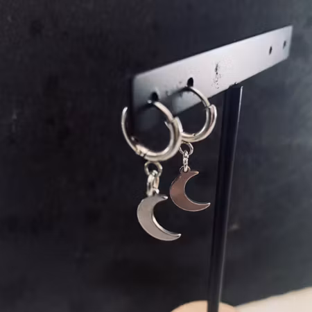 Moon Hoops