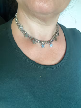 Star Chain - Halsband i rostfritt stål med stjärnberlocker