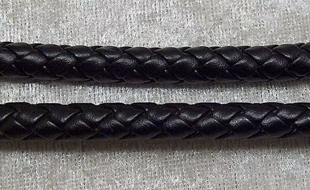 Flätad konstläderrem, 8 mm