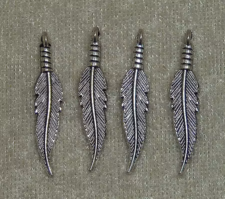 Berlock, Indianfjäder 2, Antiksilver