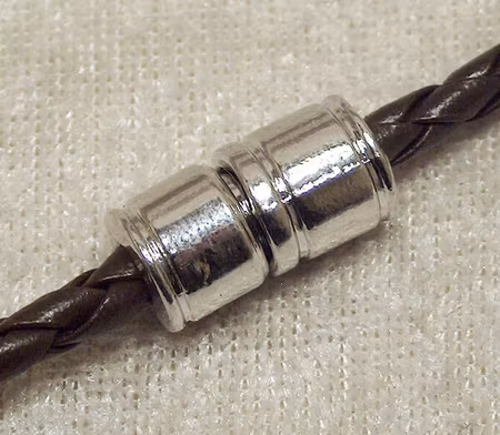 Fäste/Magnetlås, Cylindrar, Antiksilver, för 4-5 mm remmar