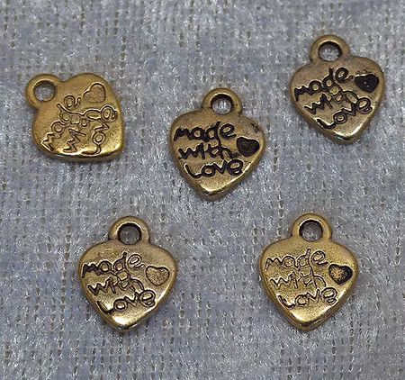 Berlock, hjärta,  Made with love , antikguld