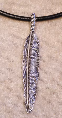 Hänge, fjäder, antiksilver