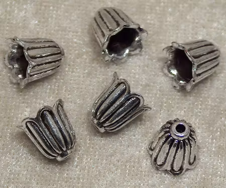 Pärlhatt/Änglakjolar, Antiksilver