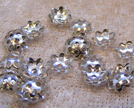 Pärlhatt, platinafärgad, 6 mm