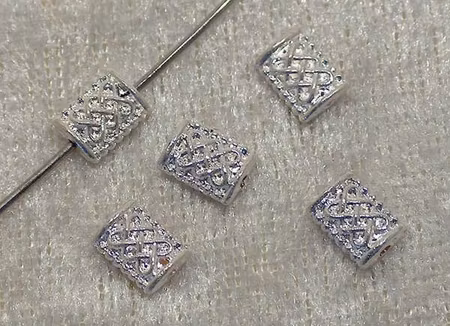 Mellandel Keltisk kudde, silver