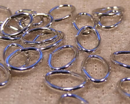 Bindringar, ovala, platinafärgade, 7x5 mm