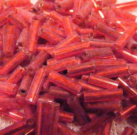 Rocaille, rakt rör, mörkröd