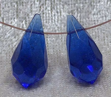 Facetterad droppe, Kornblå, 9x19 mm