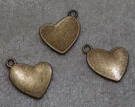 Hjärtformad tag, antikbrons