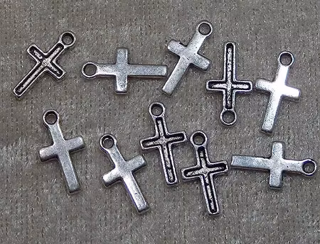 Berlock, kors, antiksilver