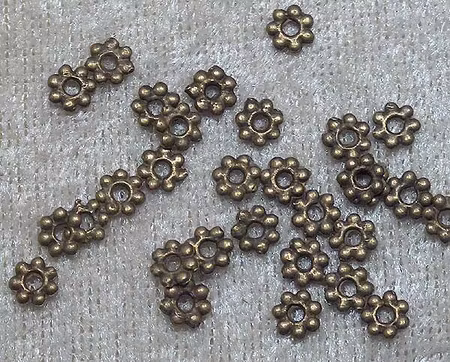 Daisy i antikbrons