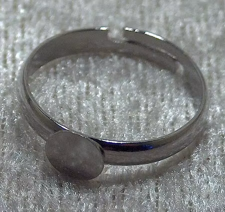 Fingerring, platinapläterad