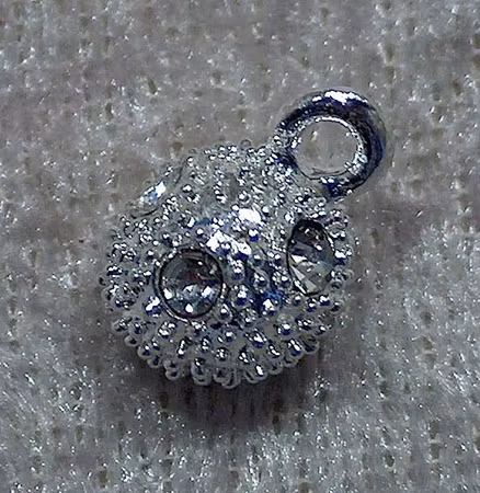 Bollberlock, strass, silverpläterad