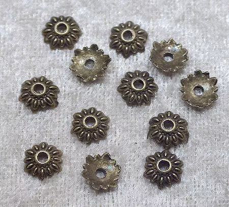Pärlhatt, antikbrons, 8 mm