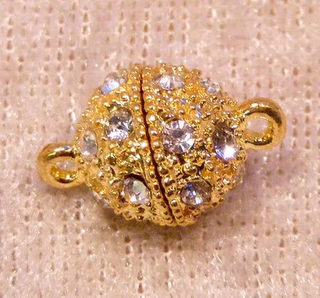 Magnetlås, rund, guldfärgad med strass