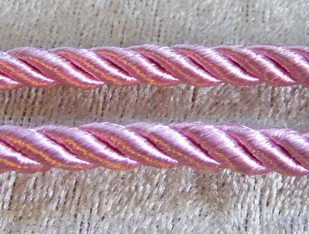 Satinsnodd, rosa, 6 mm