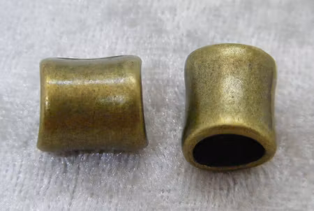 Mellandel m stort hål, slät/konkav cylinder, antikbrons
