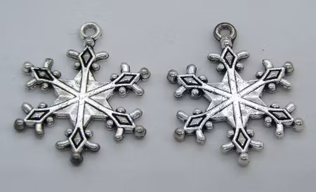 Berlock, snöstjärna, antiksilver