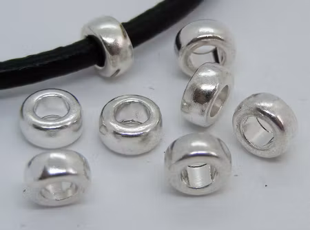 Mellandel, kort cylinder, ljus silver