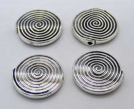 Mellandel, plattrund snurra, antiksilver