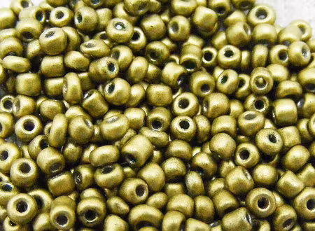 Rocaille, opak olivgrön