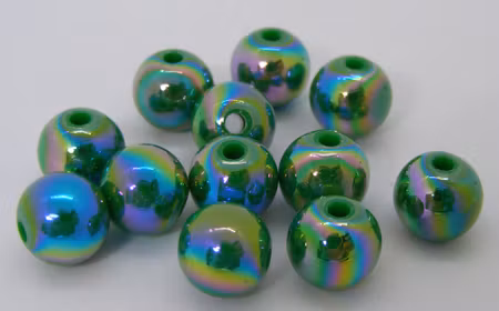 Akrylpärla, grön olja, 10 mm