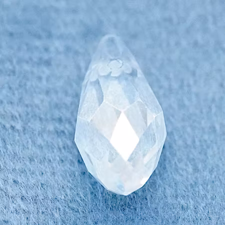 Facetterad droppe, transparent elektropläterad