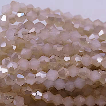 Bicone, beige/elektropläterad, 4 mm