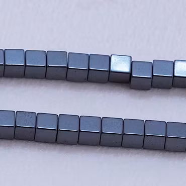 Hematitkub matt, 3x3x3 mm