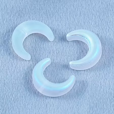 Månskära, lampwork, halvtransparent med AB