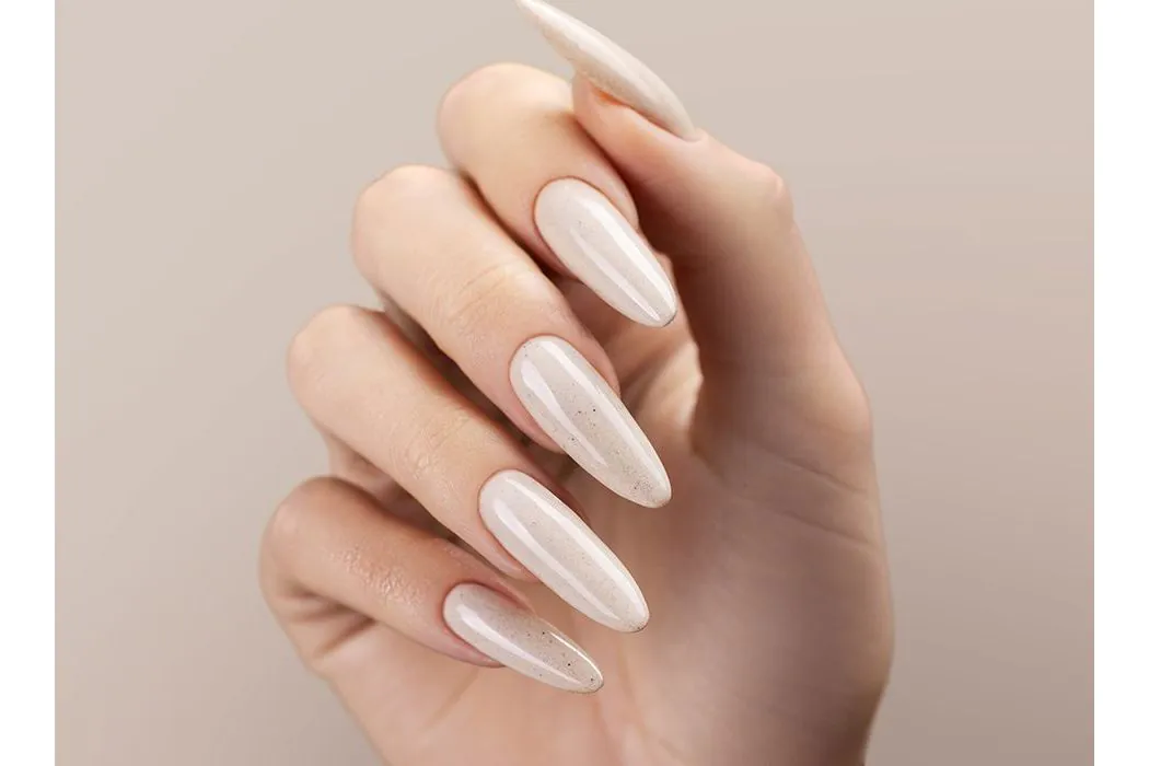 PURE CREAMY HYBRID – No. 242 Dreamlike Marble