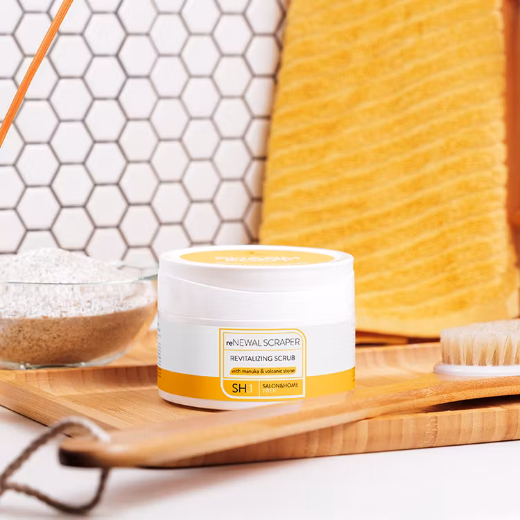 reNEWAL SCRAPER – Revitalizing Scrub (Manuka & Volcanic Stone)