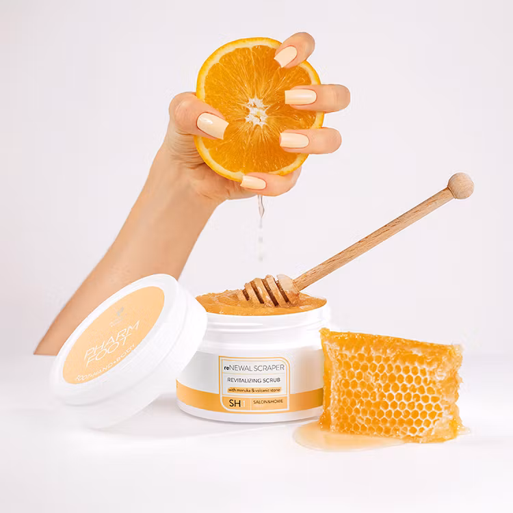 reNEWAL SCRAPER – Revitalizing Scrub (Manuka & Volcanic Stone)